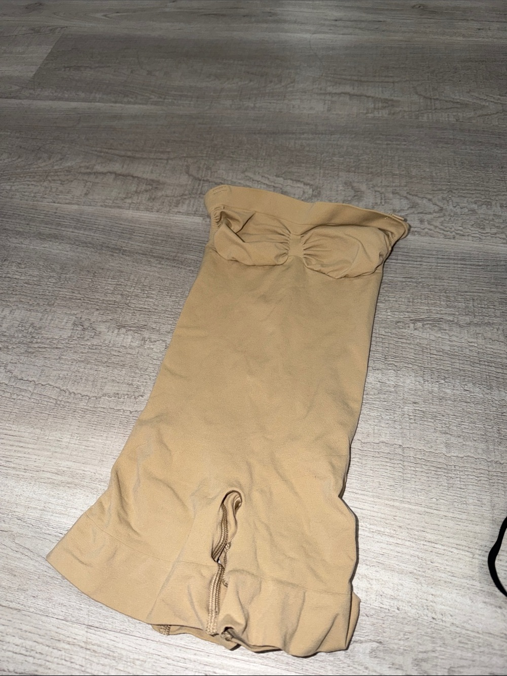 SKIMS Strapless Shortie Bodysuit
